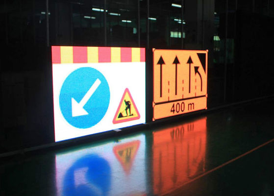 Il grande RGB LED scherma Shenzhen video 256x128mm all'aperto
